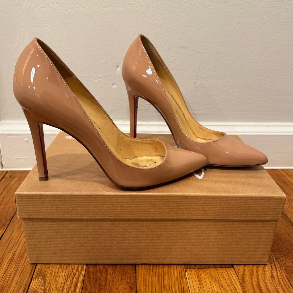 Christian Louboutin Pumps